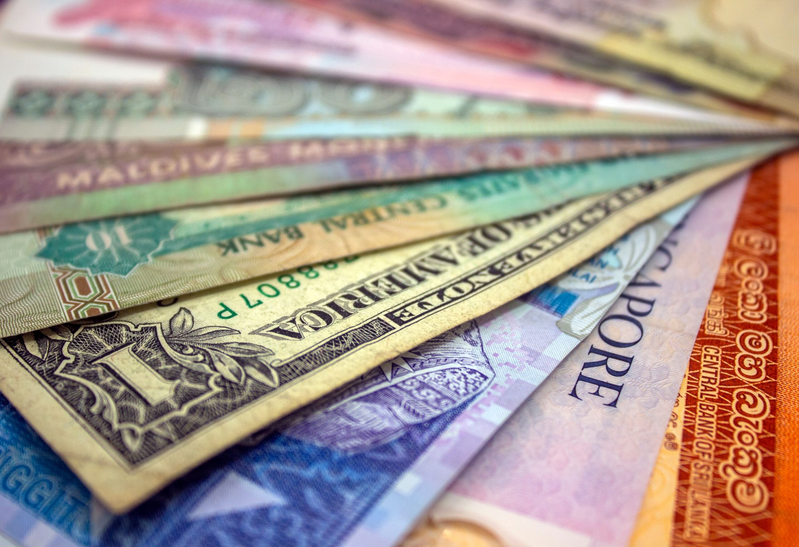 dólar turismo ou comercial