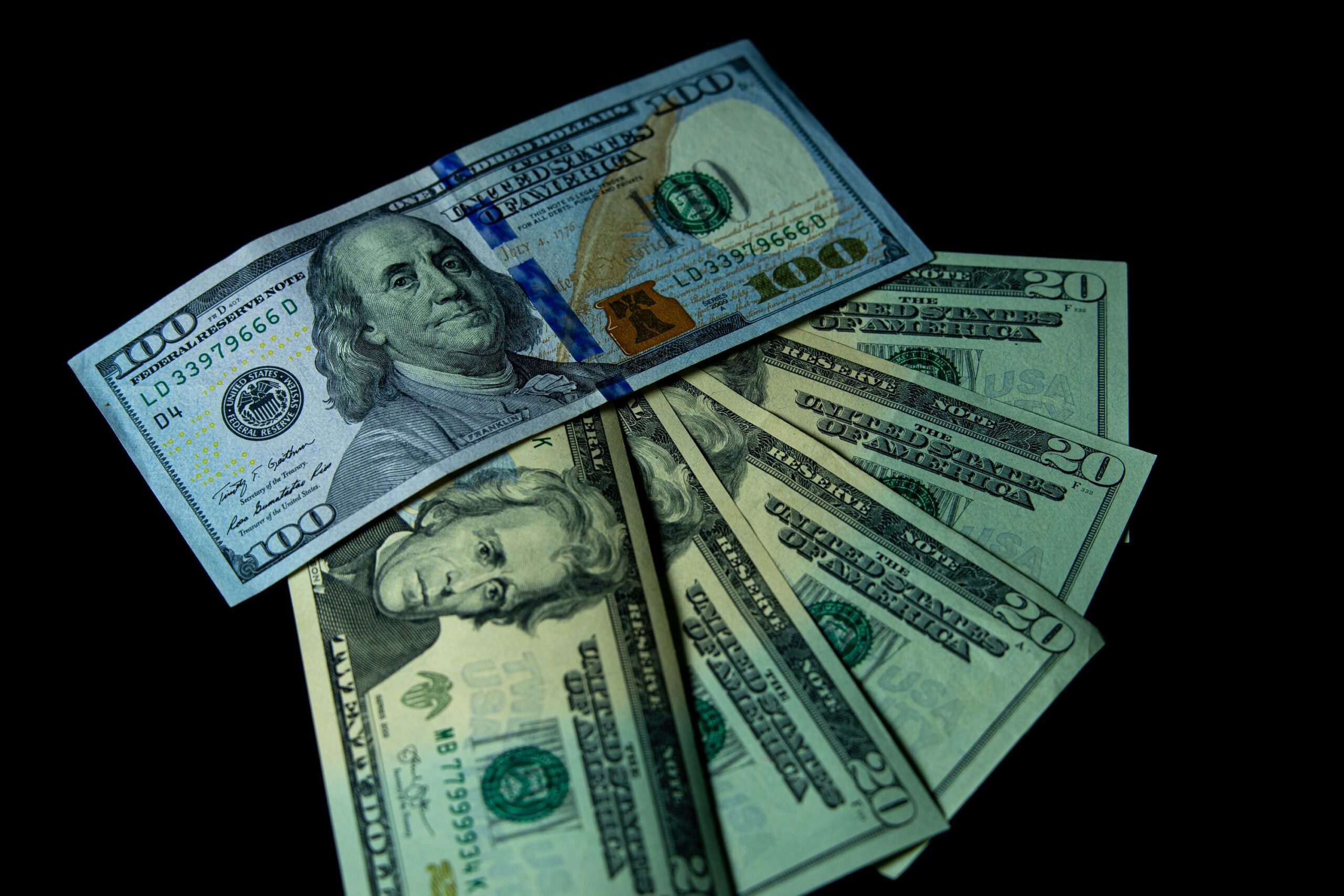 dólar turismo ou comercial