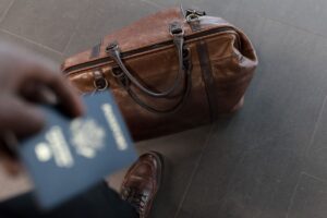 como importar malas e bolsas de grife