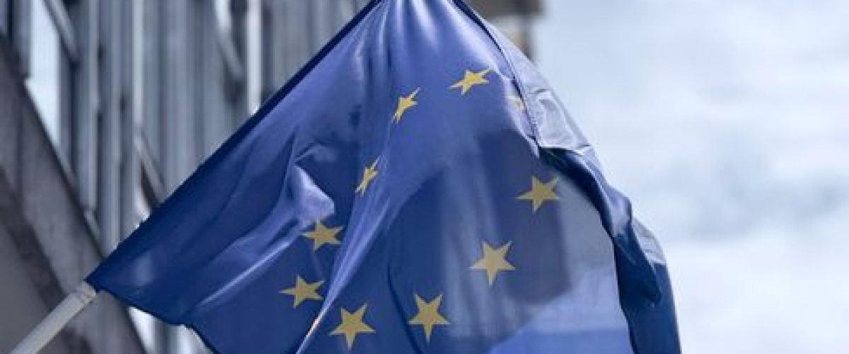 taxa de 3 euros na União Europeia